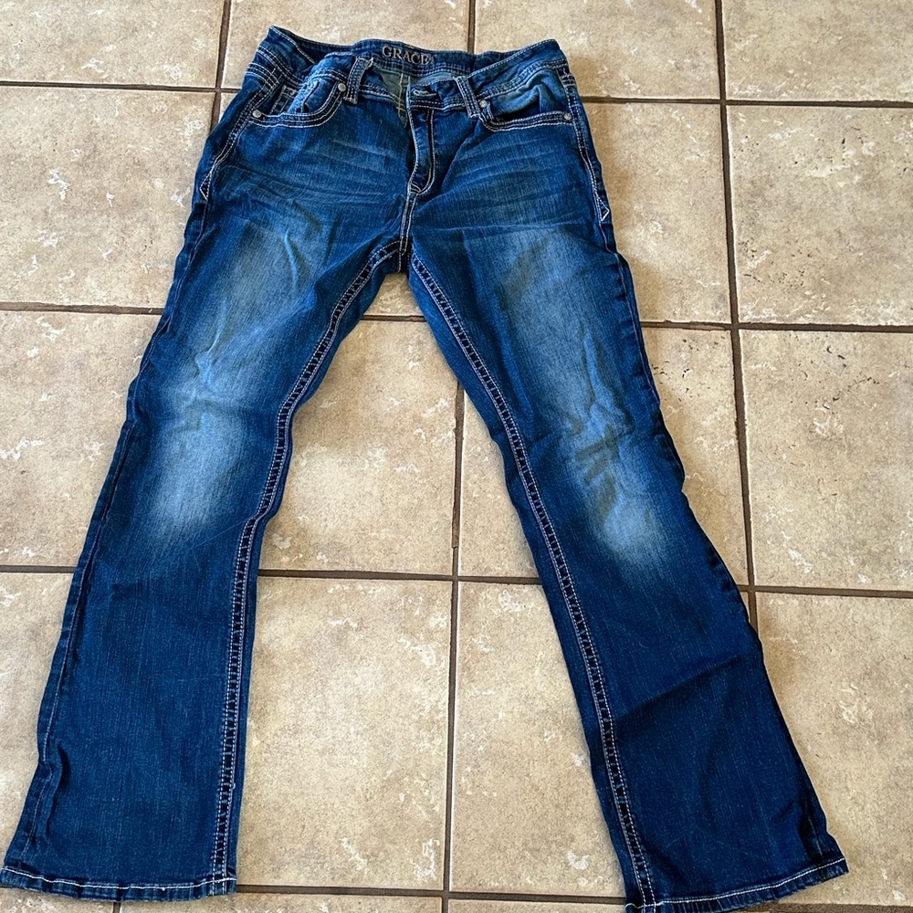 Grace jeans! Super cute design on back!